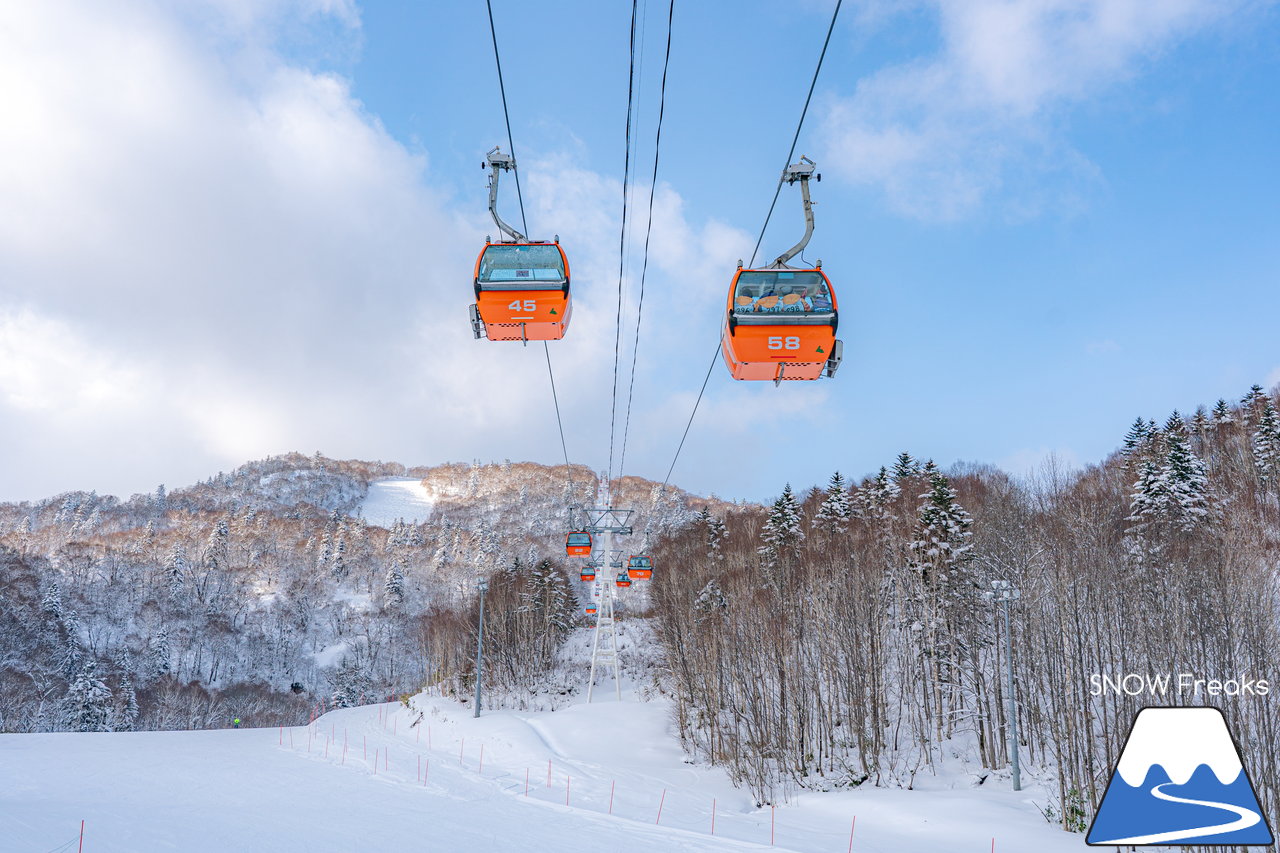 札幌国際スキー場｜積雪100cm超え！名物の急斜面『ダウンヒルコース』を含む、全てのコースが気持ち良～く滑走可能です(^^)/